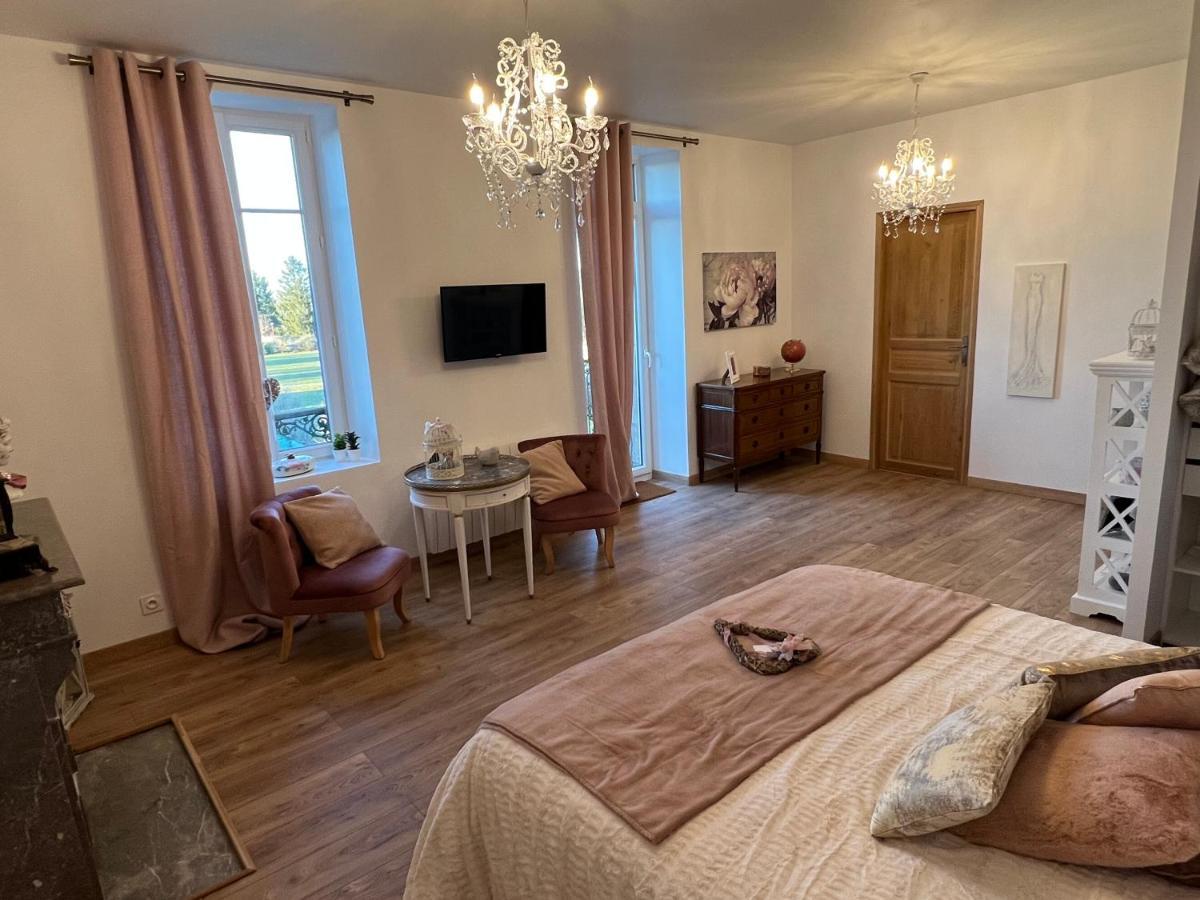 Château Ségot Neuilly-le-Real Ngoại thất bức ảnh
