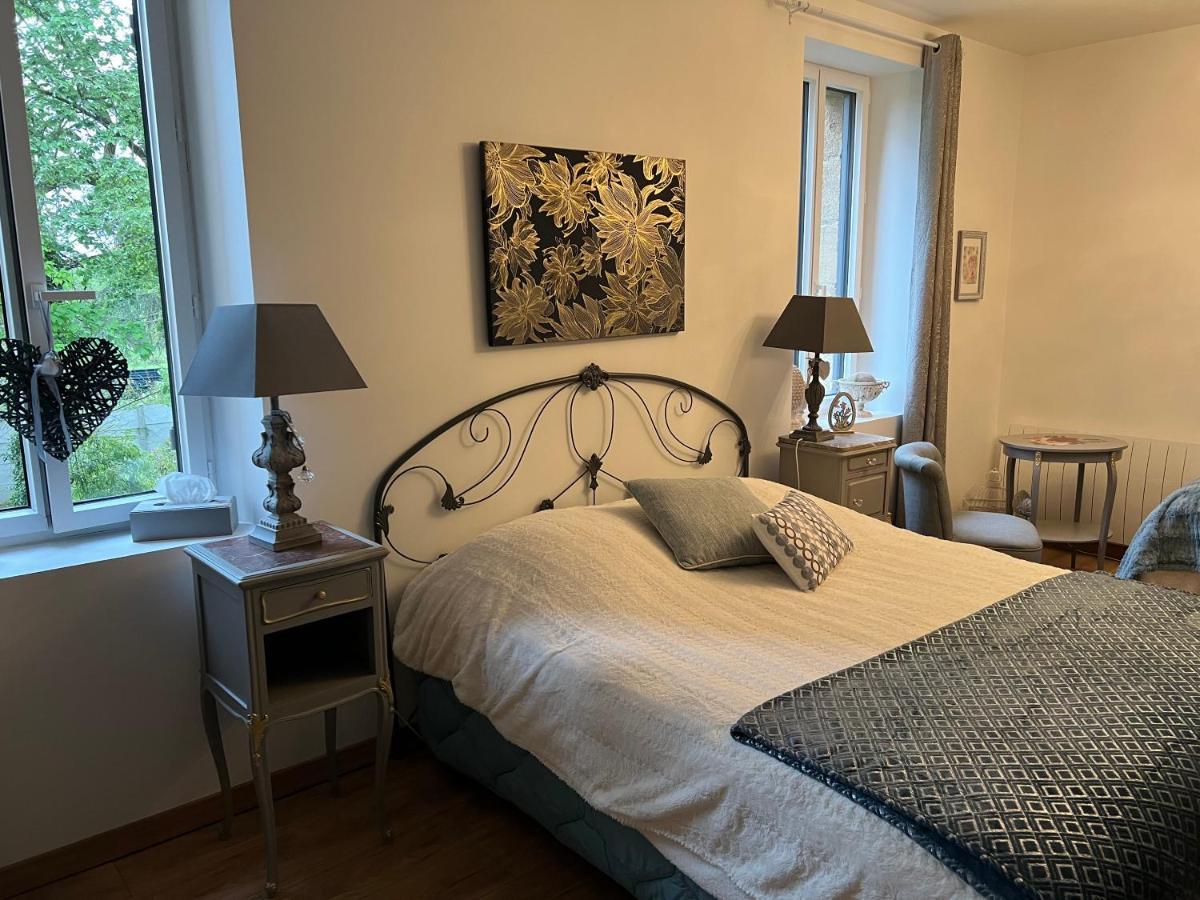 Château Ségot Neuilly-le-Real Ngoại thất bức ảnh
