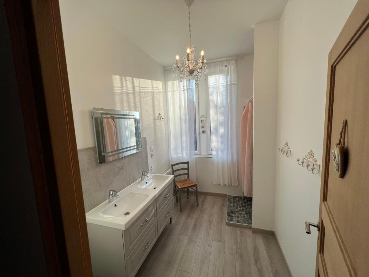 Château Ségot Neuilly-le-Real Ngoại thất bức ảnh
